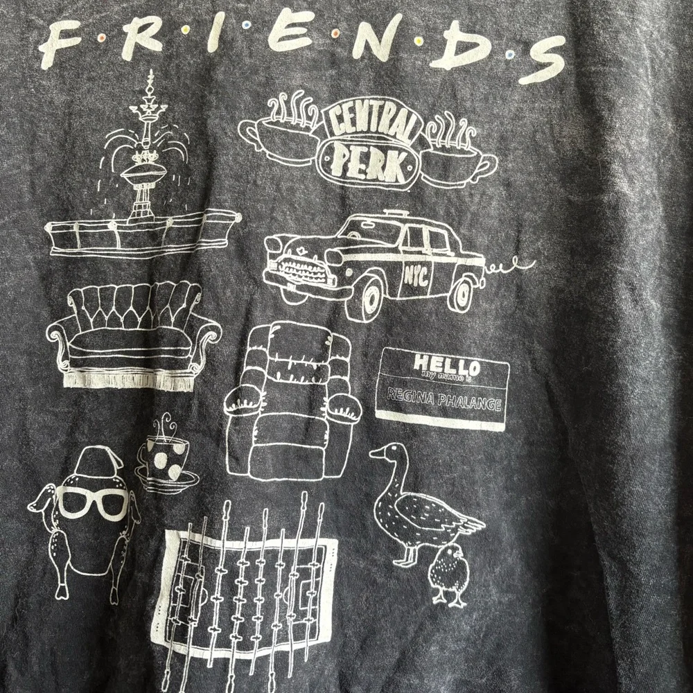 FRIENDS Graphic T-Shirt, NWOT - Picture 2 of 3
